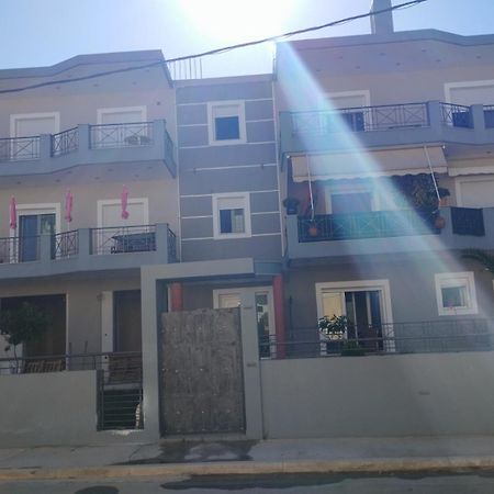 Nova Ledeza Nl Apartment อีกูเมนิทซา ภายนอก รูปภาพ